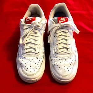 Men’s Nike Court Vision Low Sneaker White Size 8